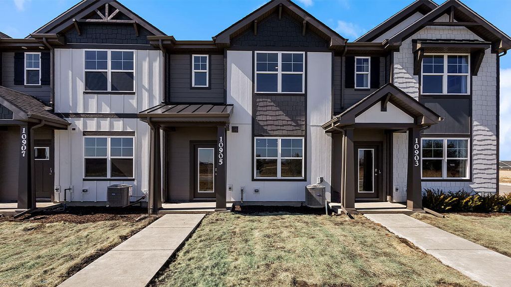 Photo of 9025 Remington Way, Saint John, IN 46373 (MLS # 838963)