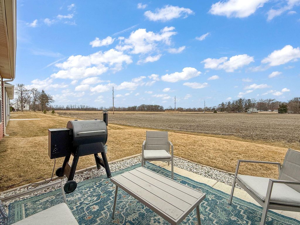 Photo of 11664 Thomas Street, Winfield, IN 46307 (MLS # 834707)