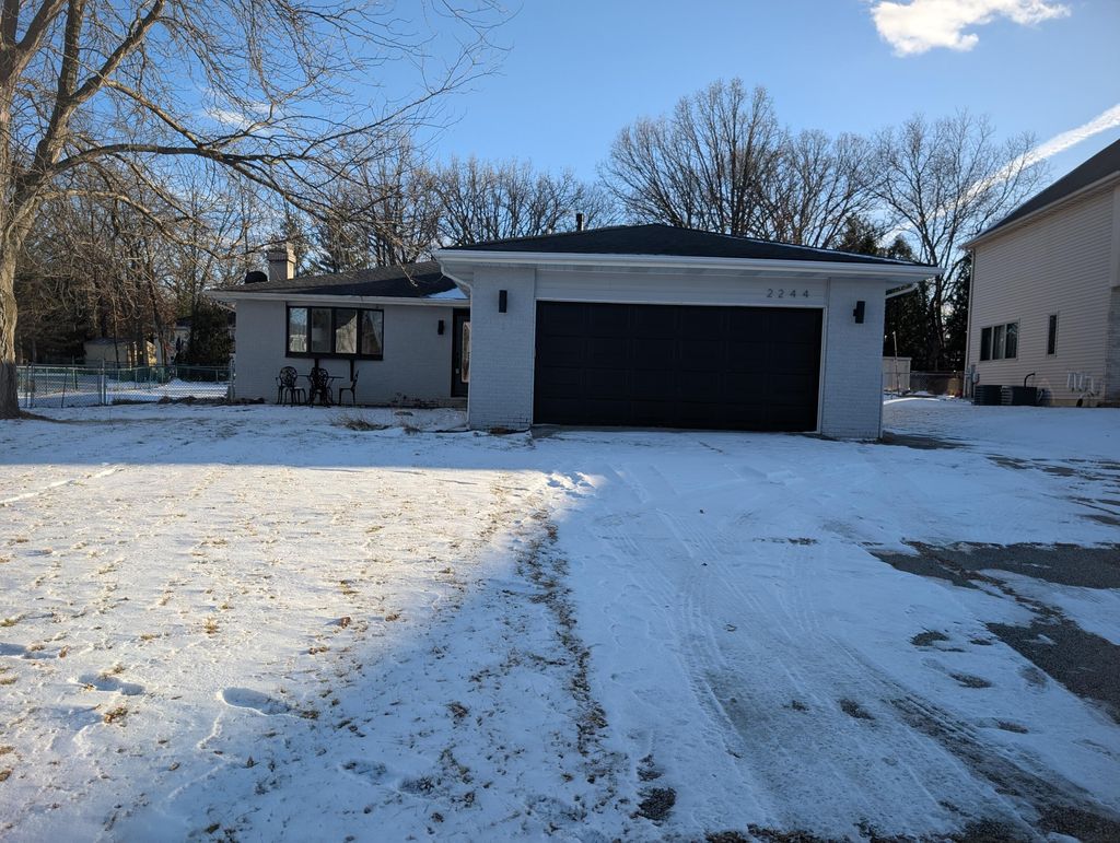 Photo of 2244 Coldspring Road, Crown Point, IN 46307 (MLS # 833142)