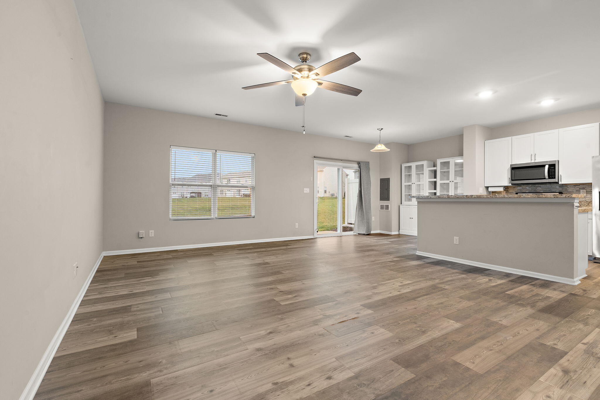 Lowell, Indiana 46356, United States, 3 Bedrooms Bedrooms, ,3 BathroomsBathrooms,Residential,Active,249137