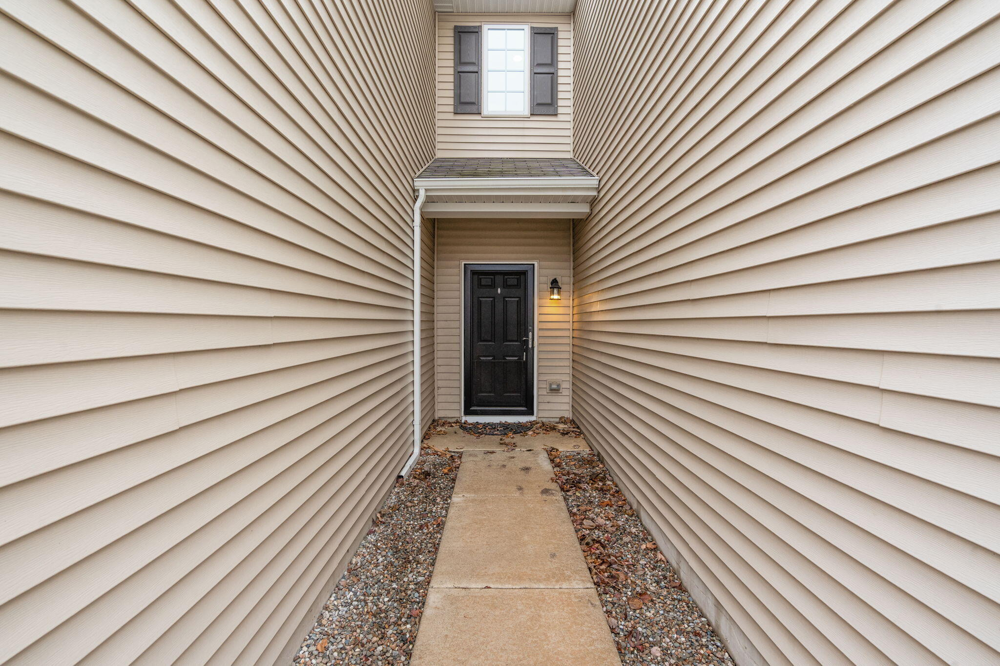 Lowell, Indiana 46356, United States, 3 Bedrooms Bedrooms, ,3 BathroomsBathrooms,Residential,Active,249137