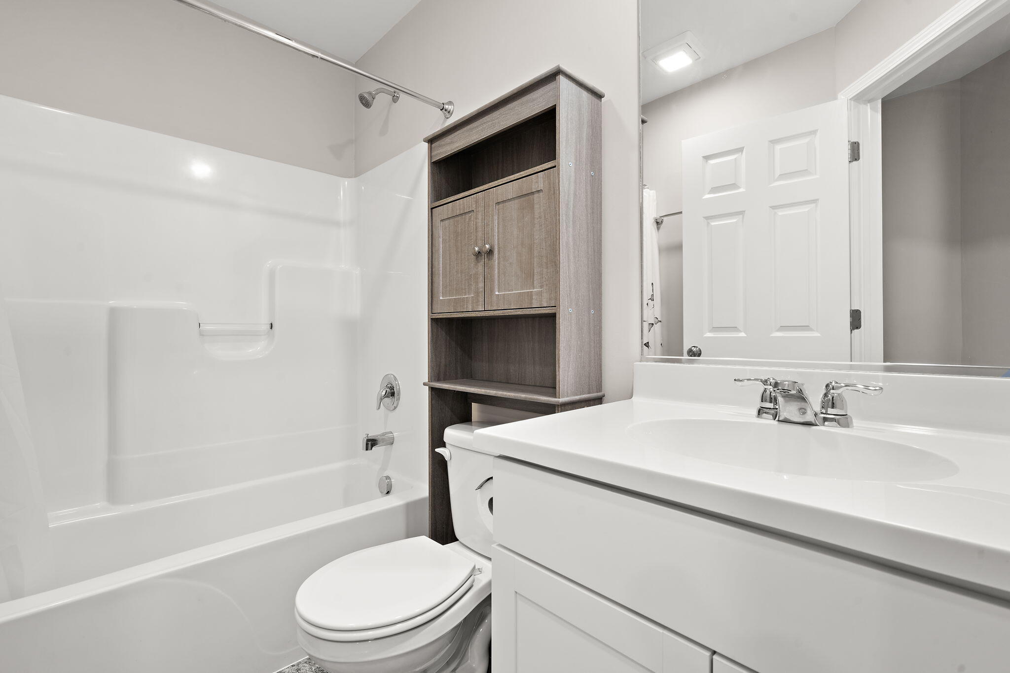 Lowell, Indiana 46356, United States, 3 Bedrooms Bedrooms, ,3 BathroomsBathrooms,Residential,Active,249137