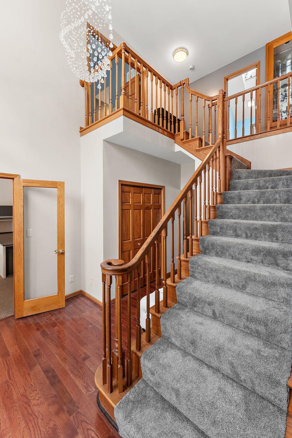 Photo of 400 Woodland Estates Drive, Valparaiso, IN 46385 (MLS # 831020)