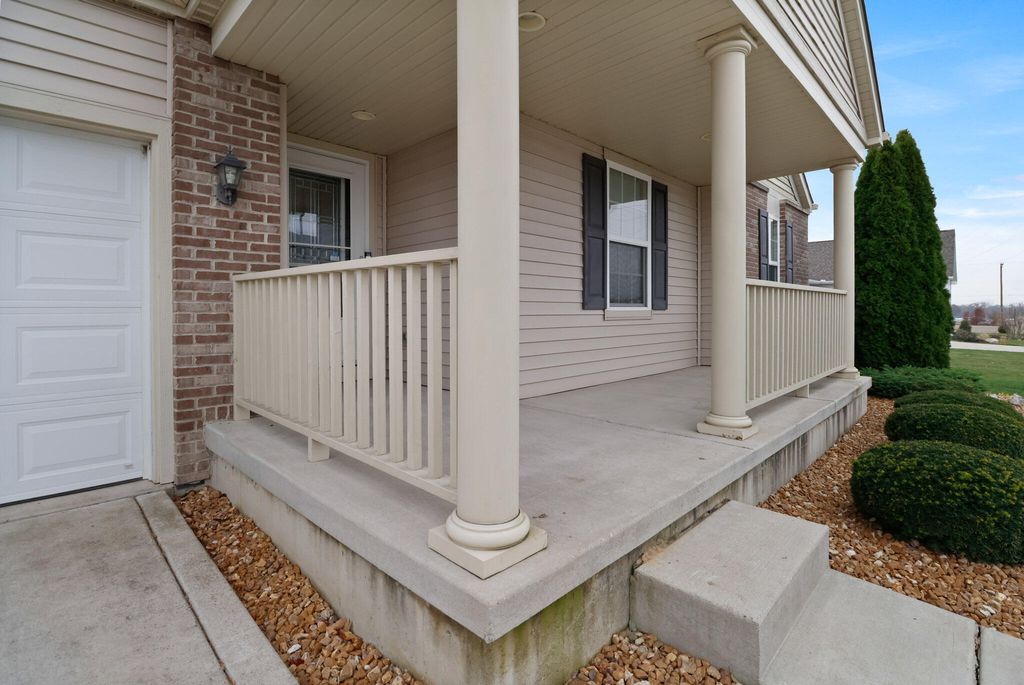 Photo of 2753 Kildare Courtyard, Valparaiso, IN 46385 (MLS # 831049)
