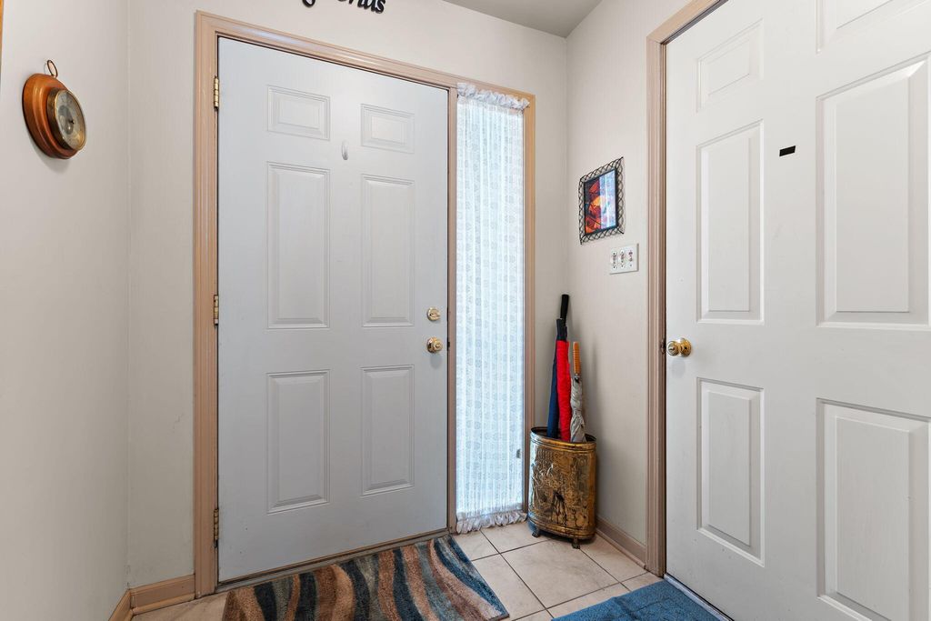 Photo of 11327 Kelly Drive, Saint John, IN 46373 (MLS # 833129)