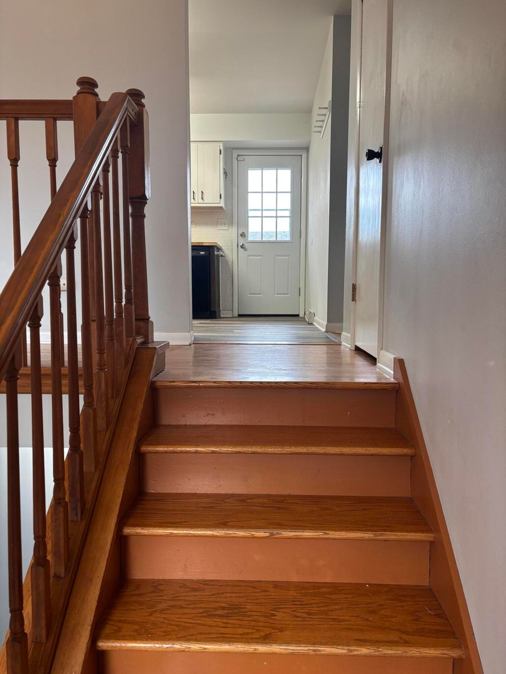 Photo of 9628 Crestwood Avenue, Munster, IN 46321 (MLS # 835845)