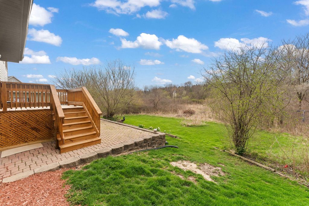 Photo of 847 Appletree Drive, Schererville, IN 46375 (MLS # 836842)