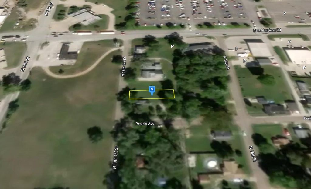 Photo of 3205 N 13th 1/2 Street, Terre Haute, IN 47804 (MLS # 837507)