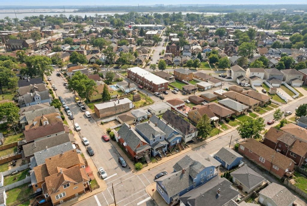 Photo of 1758 Lincoln Avenue, Whiting, IN 46394 (MLS # 836446)