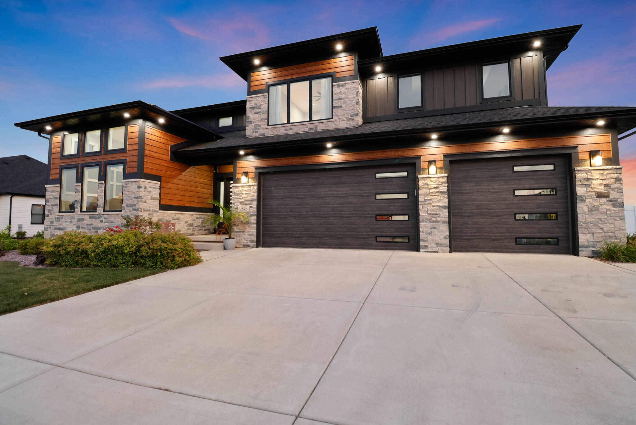 9343 Iris Drive