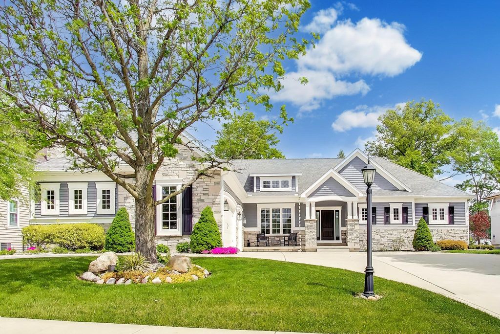 Photo of 2501 Pennington Place, Valparaiso, IN 46383 (MLS # 839356)
