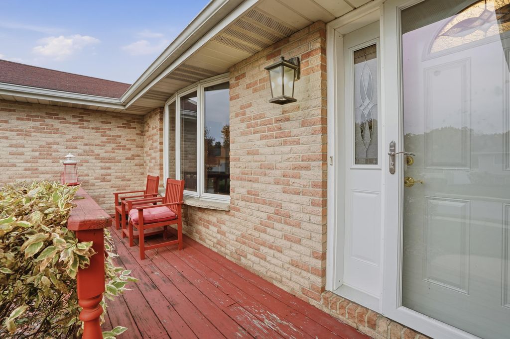 Photo of 8651 Fulton Place, Crown Point, IN 46307 (MLS # 831574)