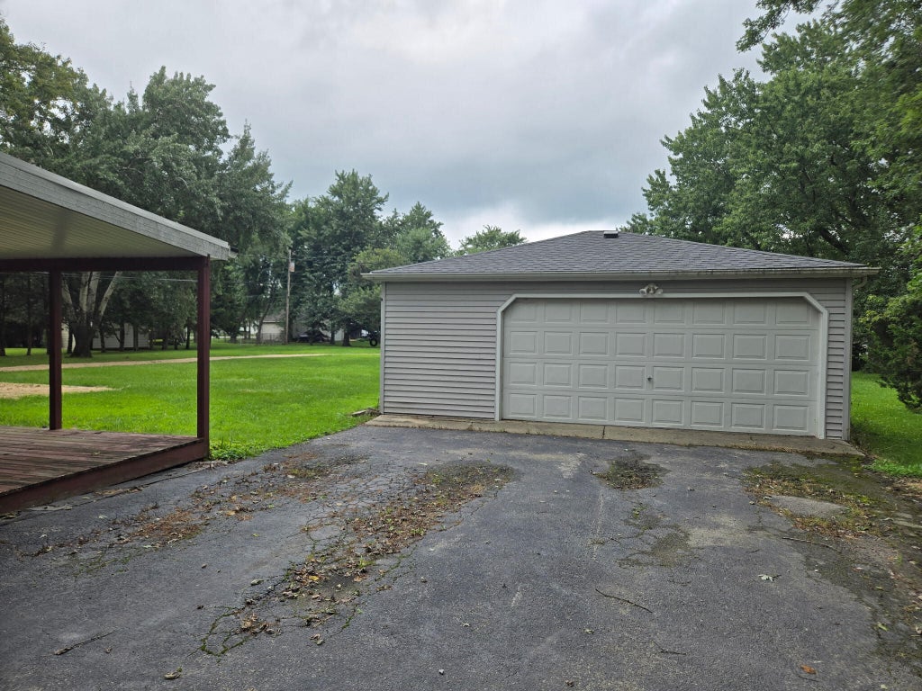 Photo of 10515 Baker Street, Crown Point, IN 46307 (MLS # 843784)