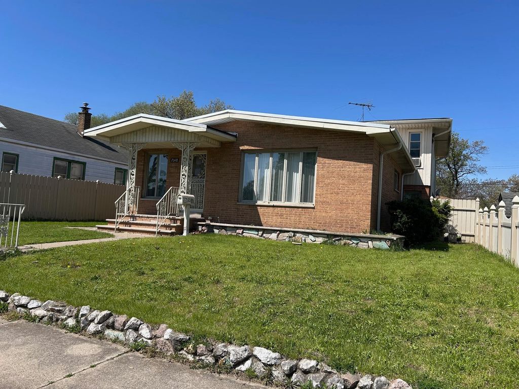 Photo of 2048 Roosevelt Place, Gary, IN 46404 (MLS # 838523)