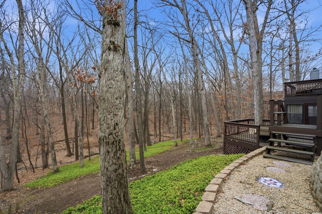 Photo of 480 Ashford Lane, Valparaiso, IN 46385 (MLS # 835595)