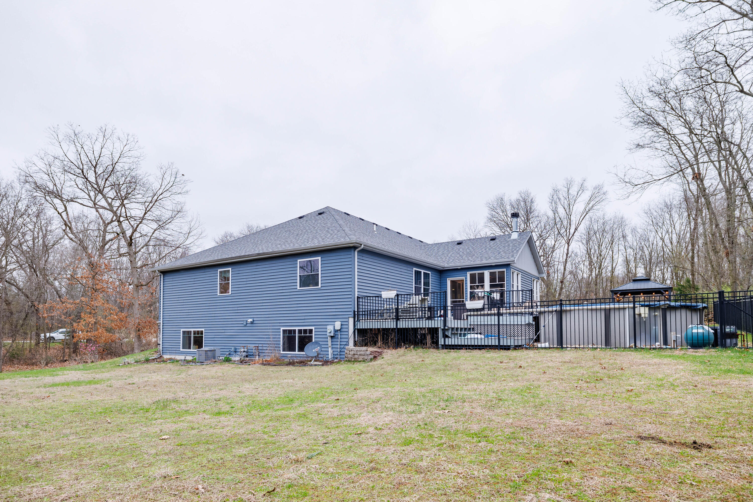 6795 S Whispering Woods