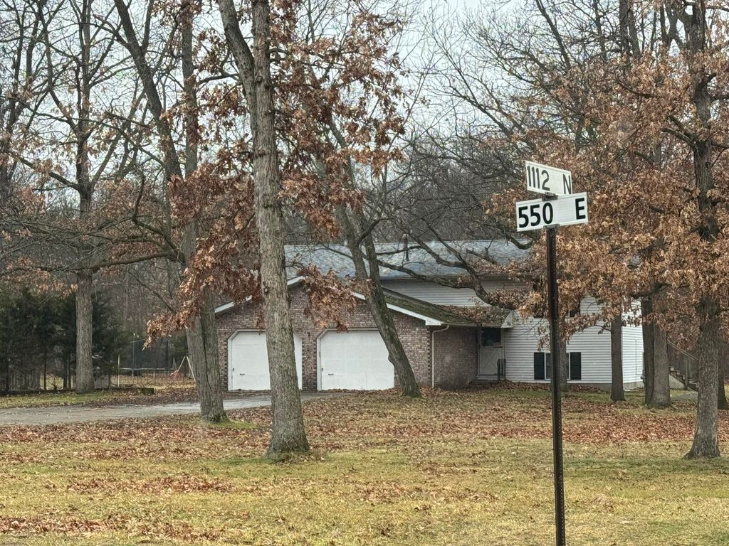 Photo of 1110 N 550 E, DeMotte, IN 46310 (MLS # 832662)