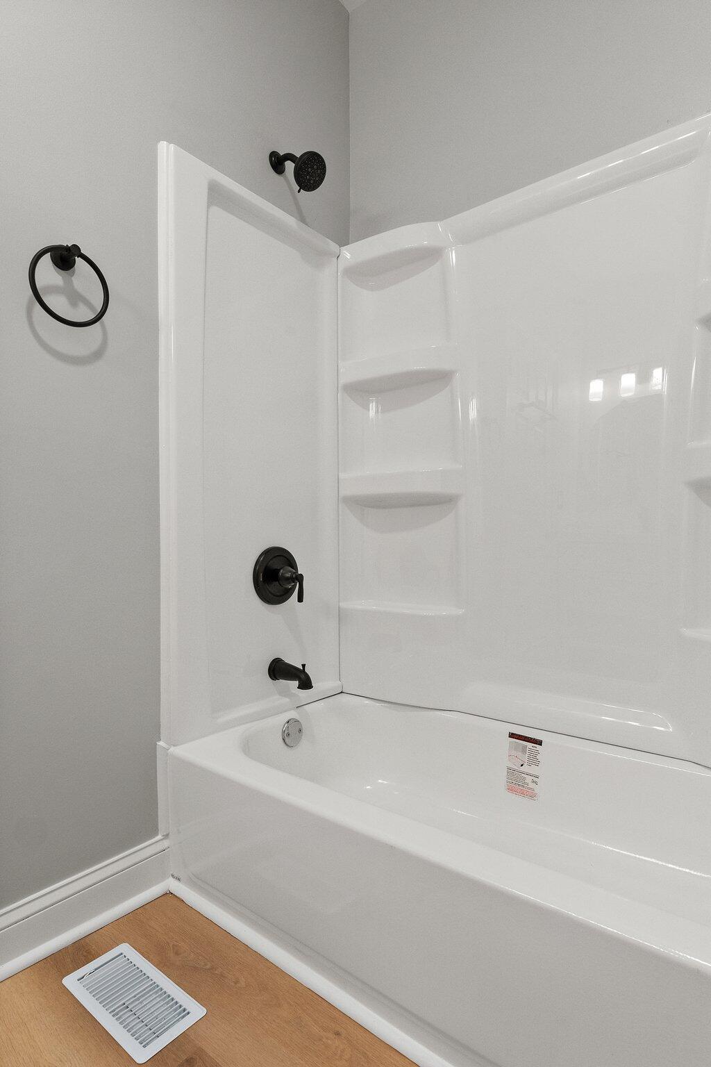 Hammond, Indiana 46320, United States, 3 Bedrooms Bedrooms, ,1 BathroomBathrooms,Residential,Pending,13251