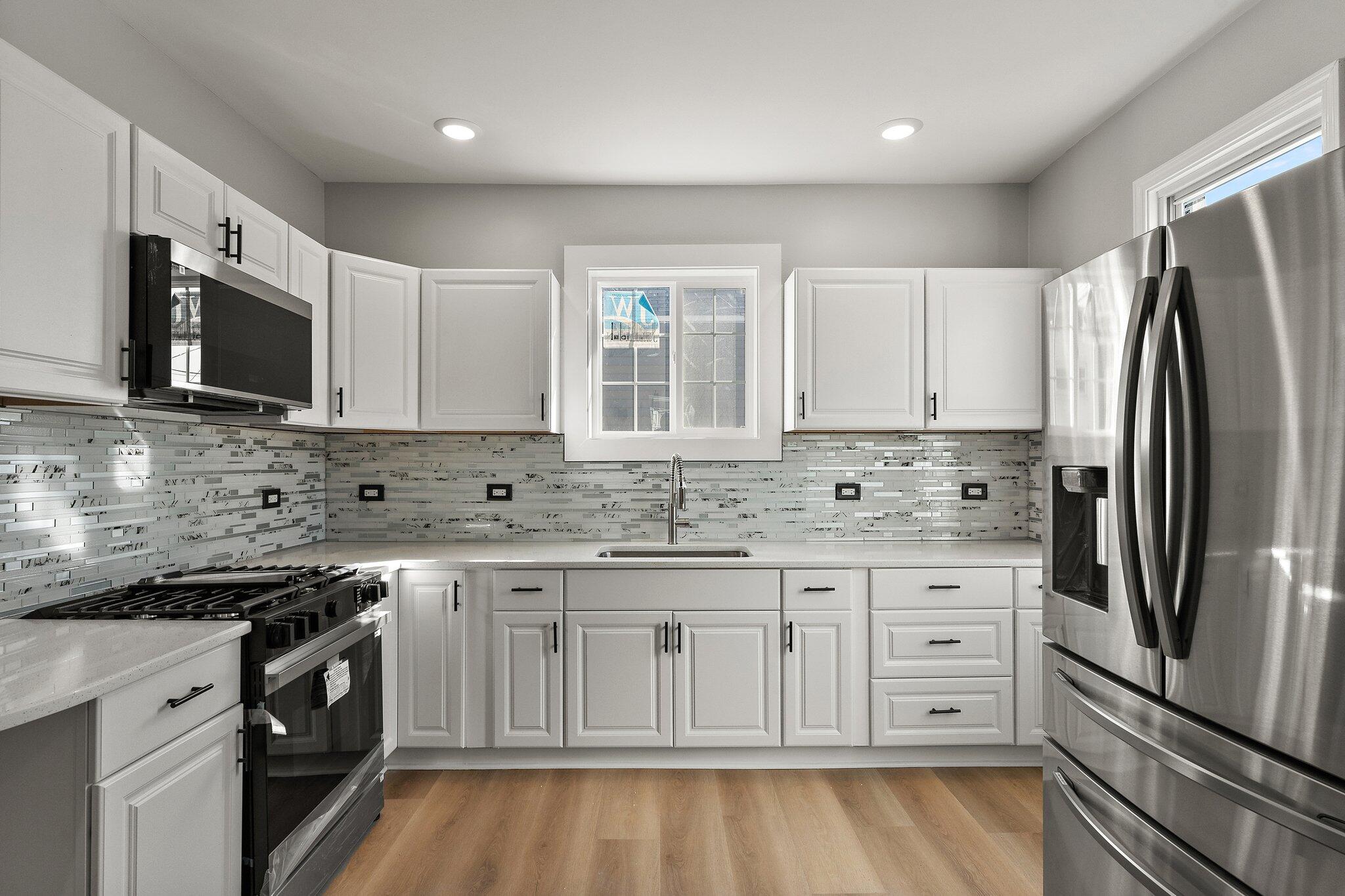 Hammond, Indiana 46320, United States, 3 Bedrooms Bedrooms, ,1 BathroomBathrooms,Residential,Pending,13251