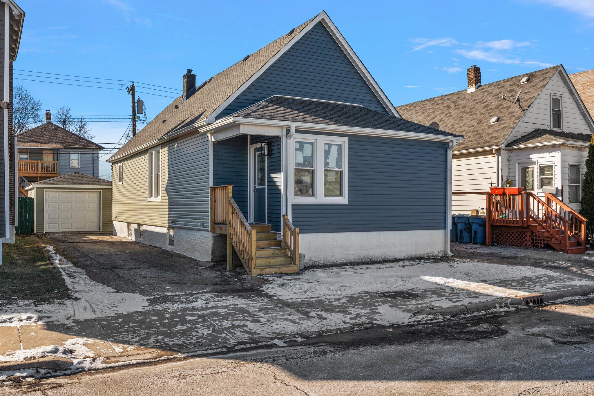 Hammond, Indiana 46320, United States, 3 Bedrooms Bedrooms, ,1 BathroomBathrooms,Residential,Pending,13251 Hammond, Indiana 46320, United States, 3 Bedrooms Bedrooms, ,1 BathroomBathrooms,Residential,Pending,13251