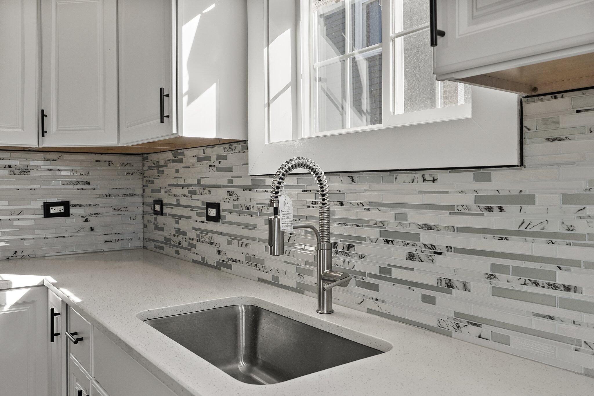 Hammond, Indiana 46320, United States, 3 Bedrooms Bedrooms, ,1 BathroomBathrooms,Residential,Pending,13251