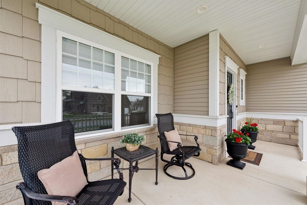 Photo of 2403 Stirling Drive, Valparaiso, IN 46383 (MLS # 838083)