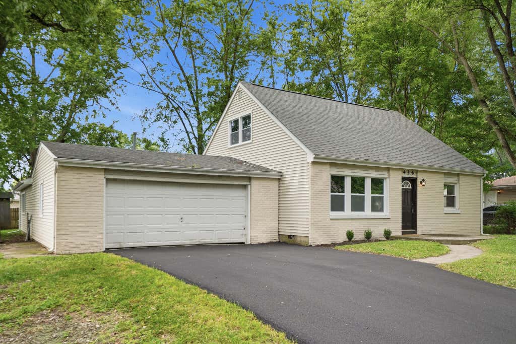 Photo of 436 Piedmont Road, Valparaiso, IN 46385 (MLS # 843063)