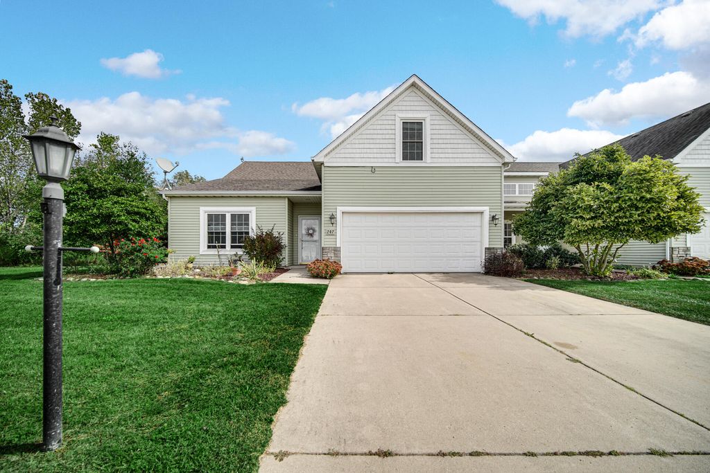 Photo of 207 N Oakdale Street, Kouts, IN 46347 (MLS # 829327)