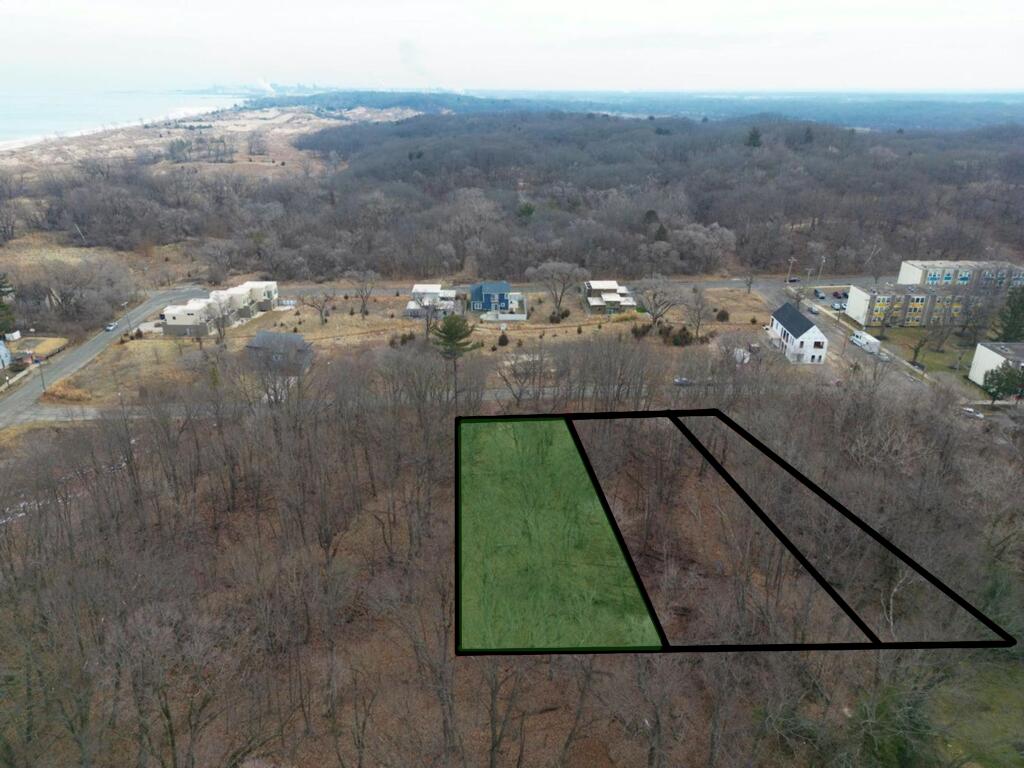 1040 N Wells, Lots 35, 36, 37 Street