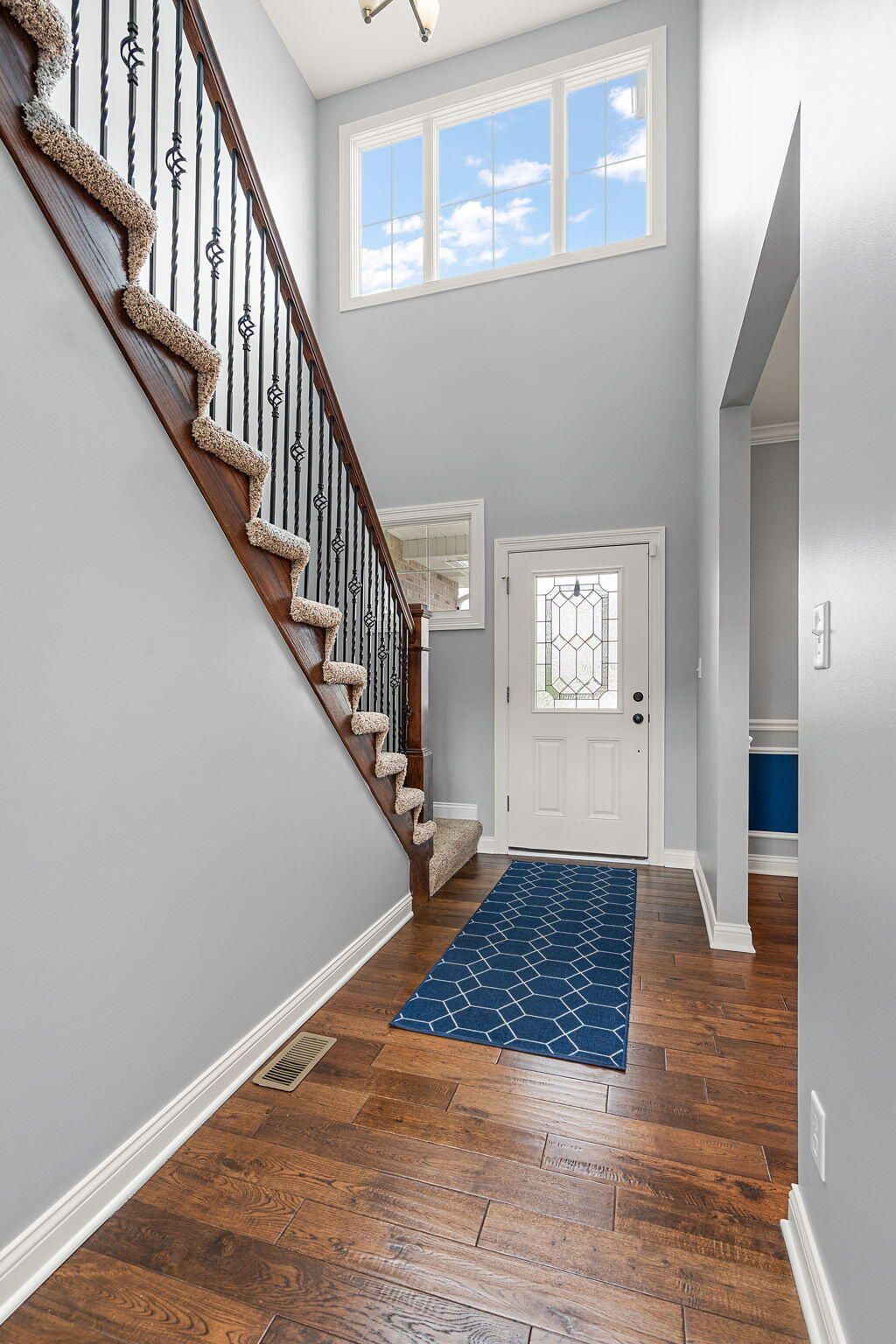 Photo of 9827 Garden Way, Saint John, IN 46373 (MLS # 842904)