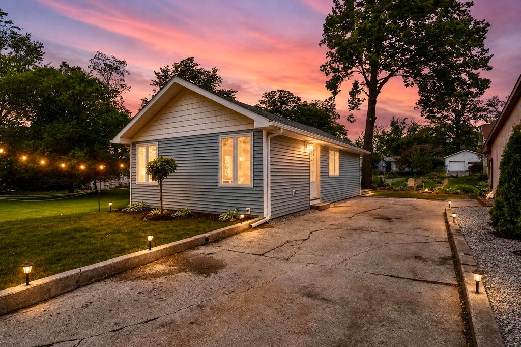 Photo of 7332 W 137th Avenue, Cedar Lake, IN 46303 (MLS # 839341)