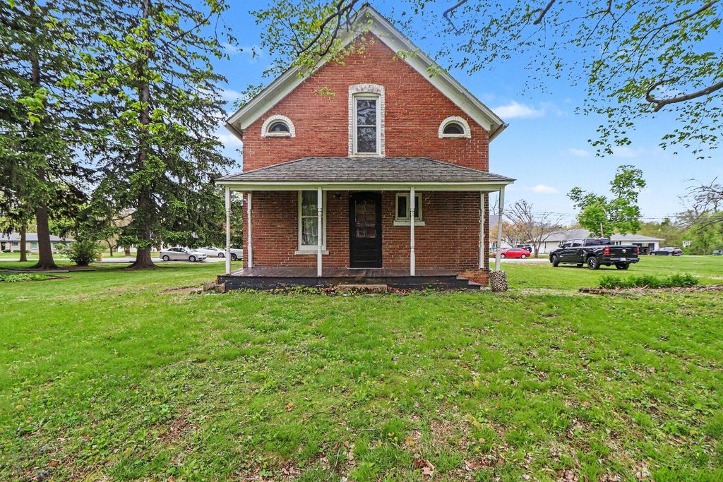 Photo of 253 N Michigan Avenue, Hobart, IN 46342 (MLS # 838172)