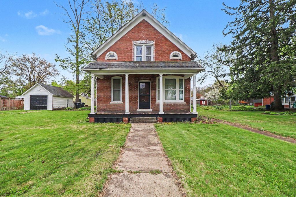 Photo of 253 N Michigan Avenue, Hobart, IN 46342 (MLS # 838172)