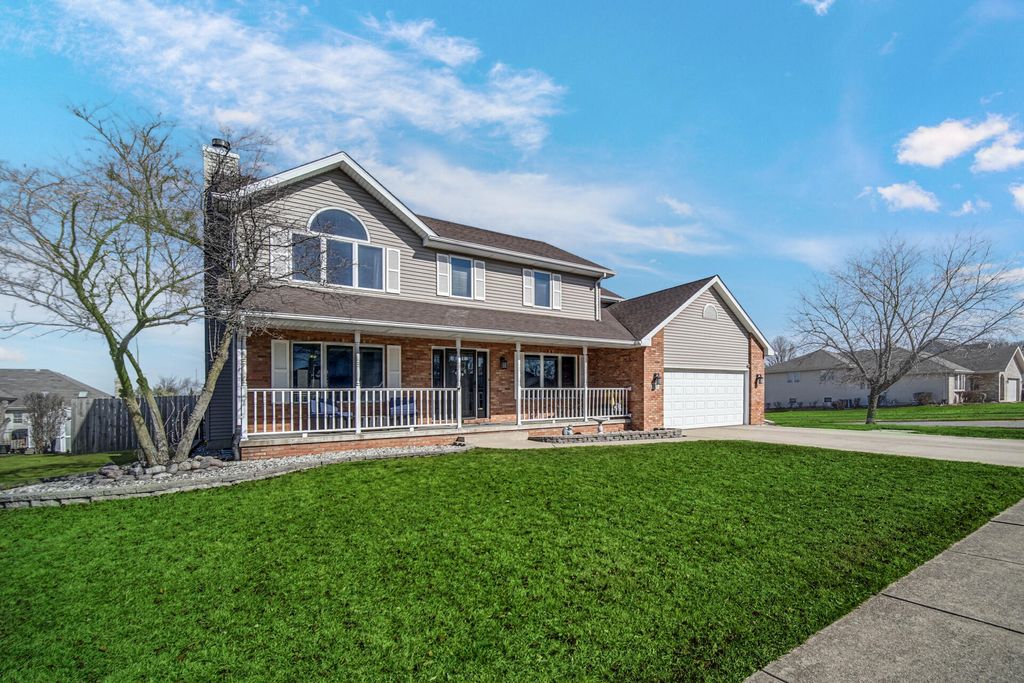 Photo of 225 Beiriger Drive, Dyer, IN 46311 (MLS # 834720)