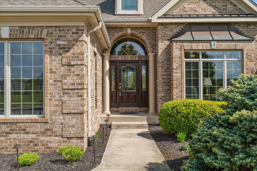 Photo of 1340 Cantigny Court, Chesterton, IN 46304 (MLS # 838845)