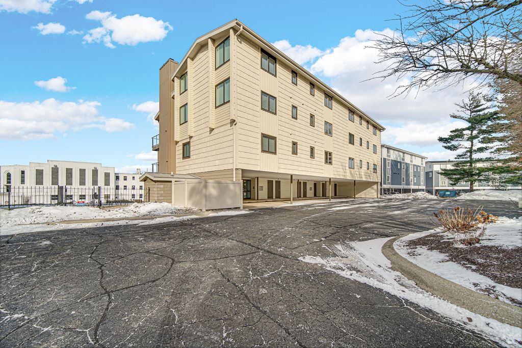 Photo of 2 Marine Drive #6, Michigan City, IN 46360 (MLS # 831983)