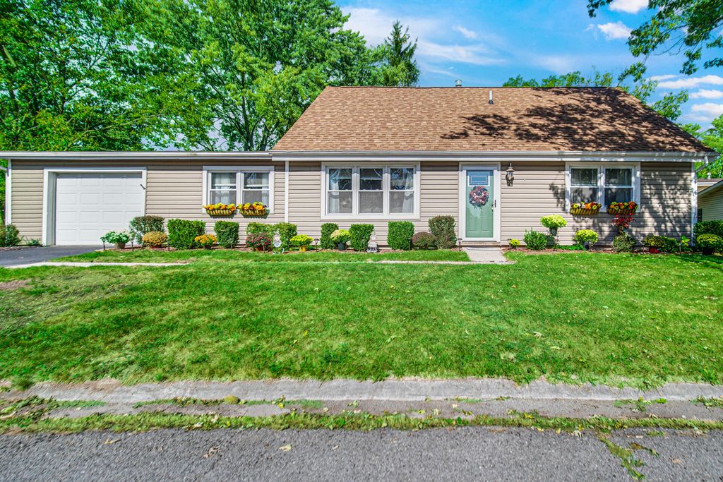 Photo of 375 Sassafras Drive, Valparaiso, IN 46385 (MLS # 829501)