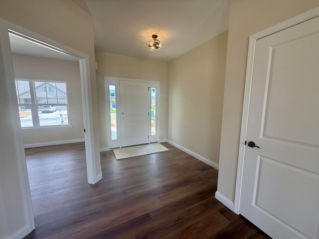 Photo of 839 Idlewild Lane, Chesterton, IN 46304 (MLS # 837819)