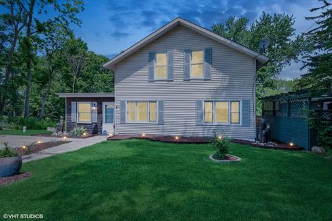 208 Ardmore Avenue, La Porte, IN 46350 - #: 822831