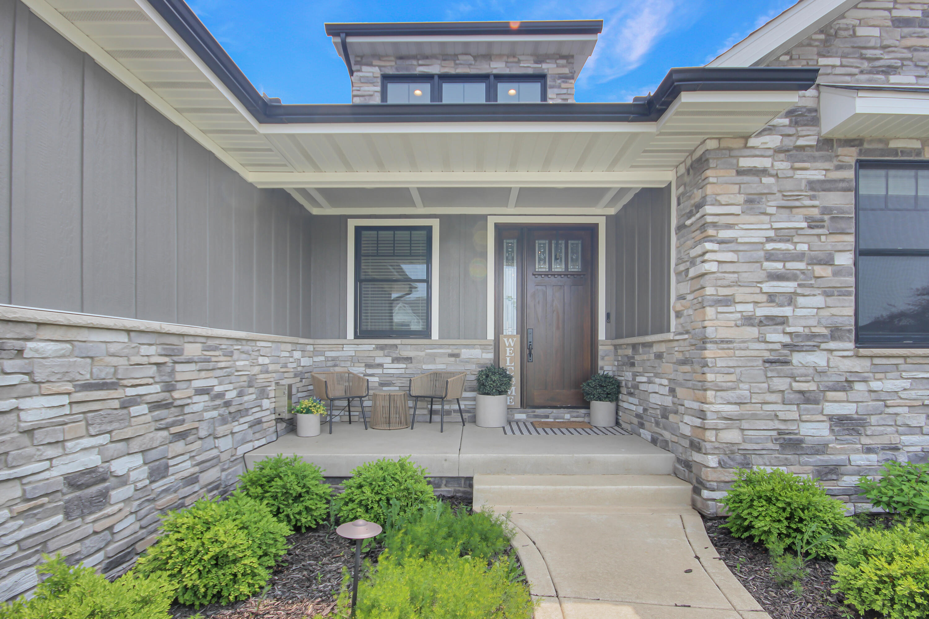 13333 Camas Drive
