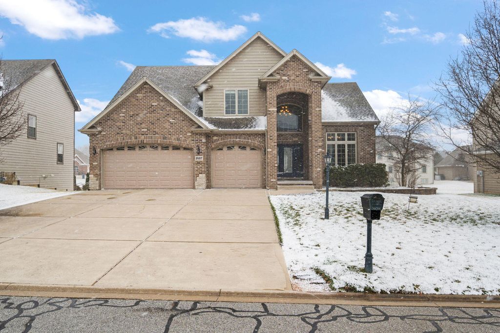 Photo of 9187 Michigan Drive, Crown Point, IN 46307 (MLS # 835566)
