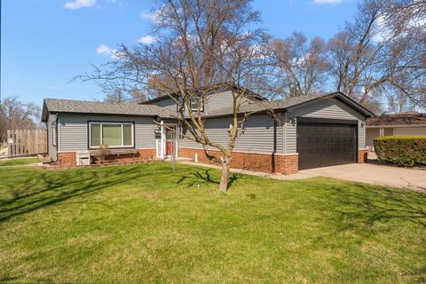 Property photo of 906 E Glen Park Avenue, Griffith, IN 46319