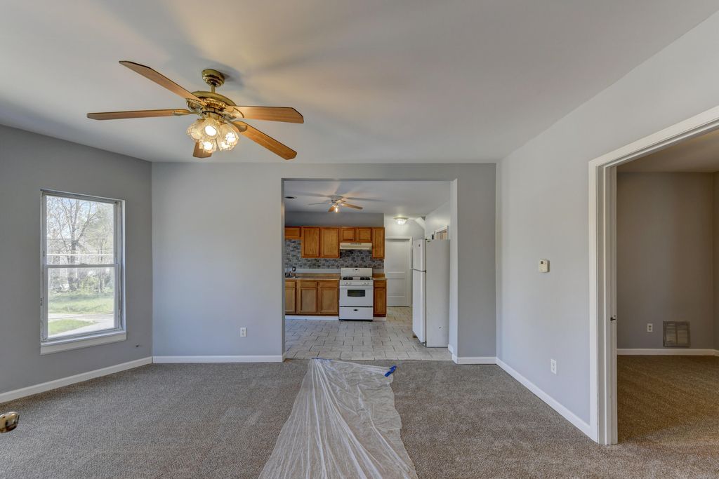Photo of 902 Kentucky Street, Michigan City, IN 46360 (MLS # 838127)