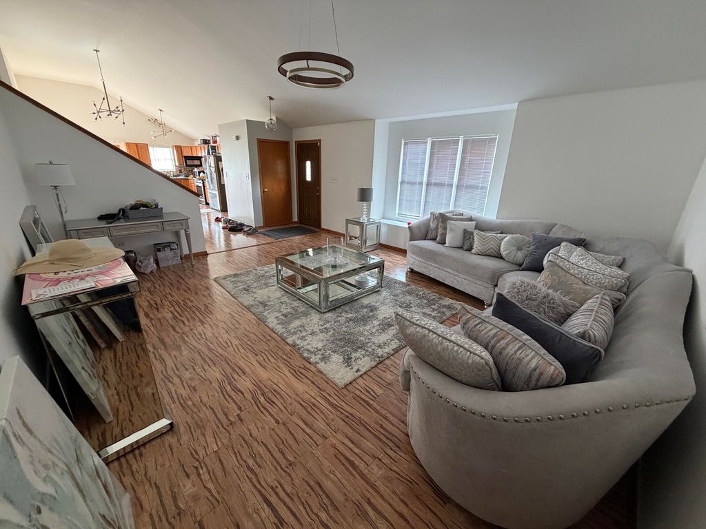 Photo of 9421 Buchanan Street, Crown Point, IN 46307 (MLS # 829497)