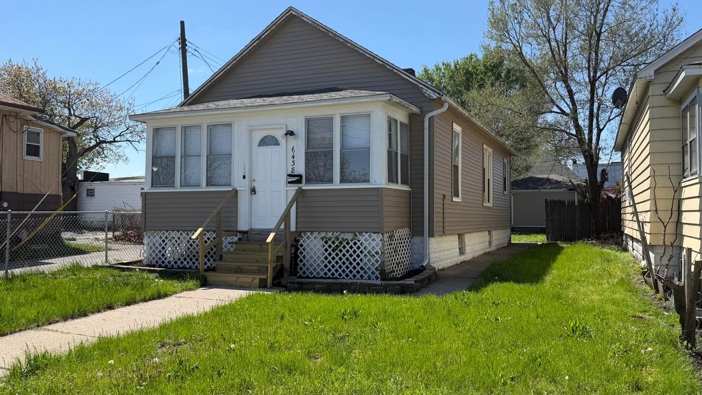 Photo of 6438 Jefferson Avenue, Hammond, IN 46324 (MLS # 838117)