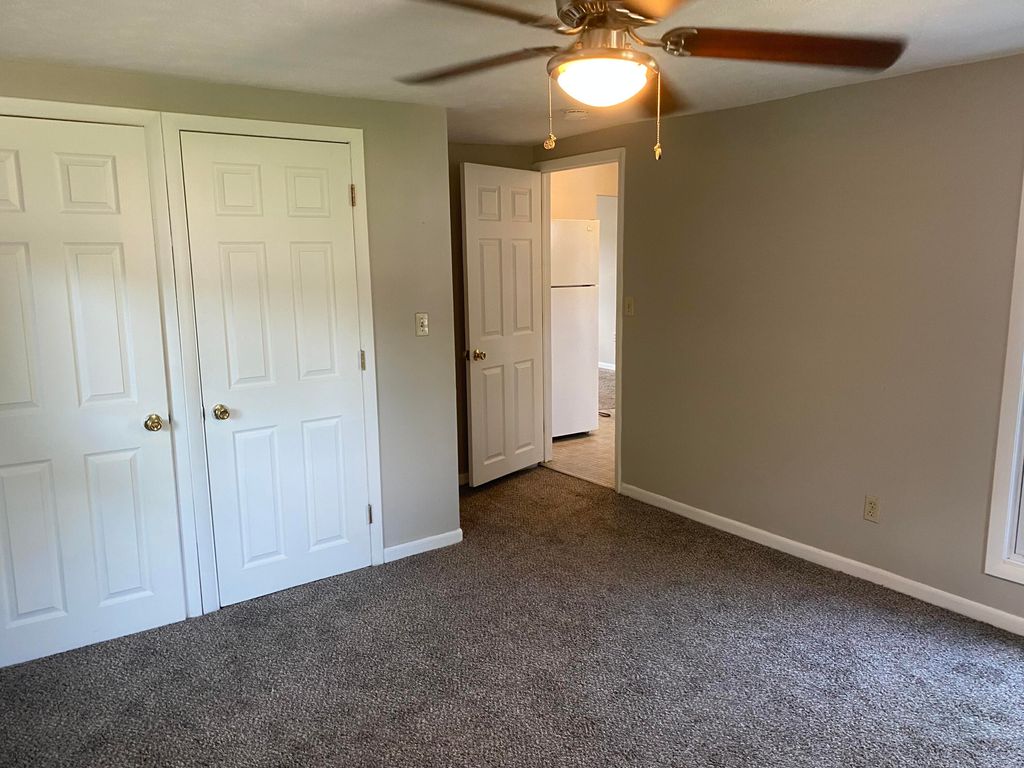 Photo of 255 College Avenue, Valparaiso, IN 46383 (MLS # 836445)