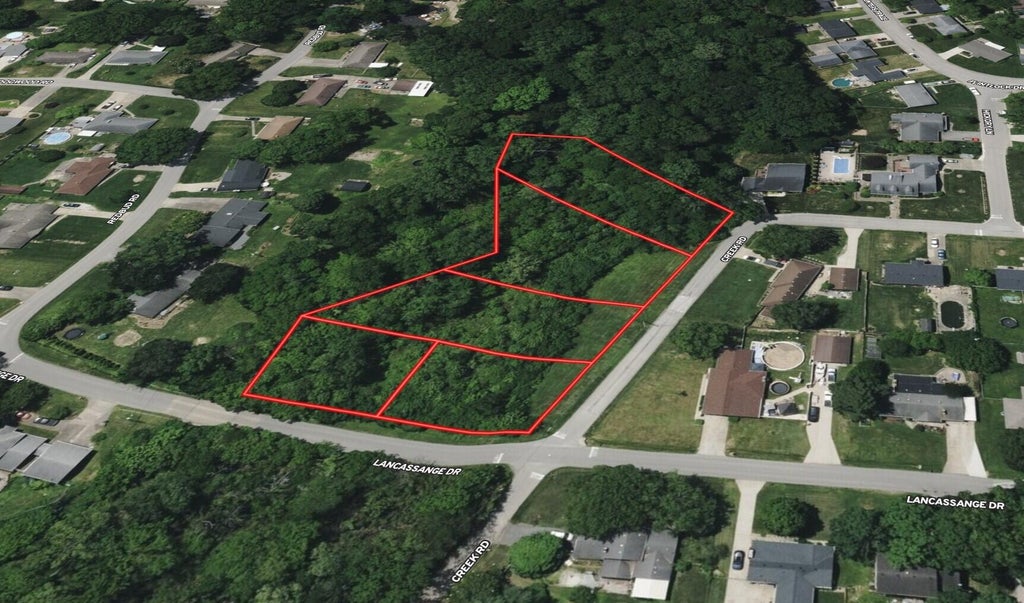 Photo of 408 Creek Road, Jeffersonville, IN 47130 (MLS # 845009)
