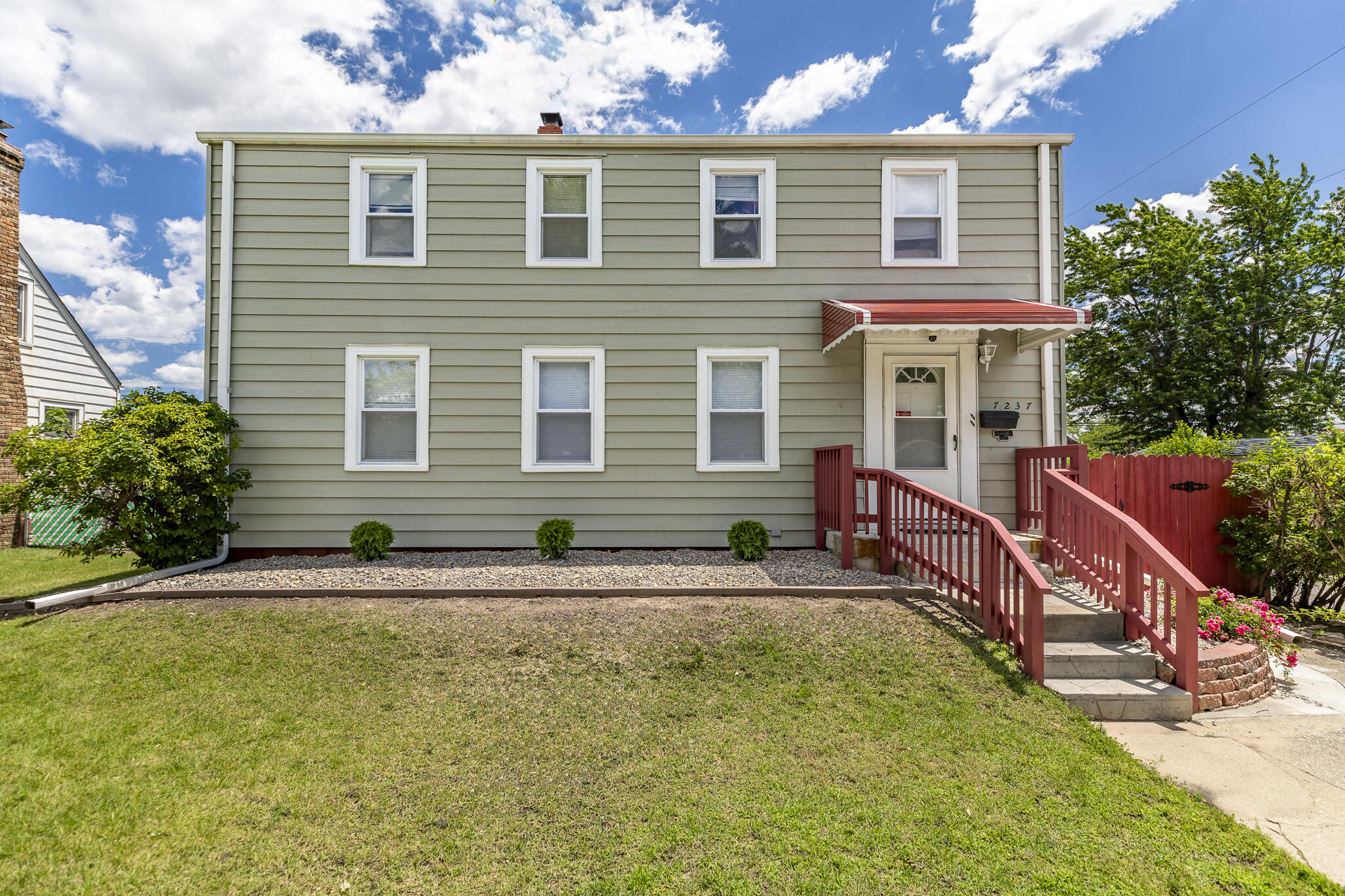 Photo 1 of 44 — 7237 Jefferson Avenue, Hammond, IN 46324