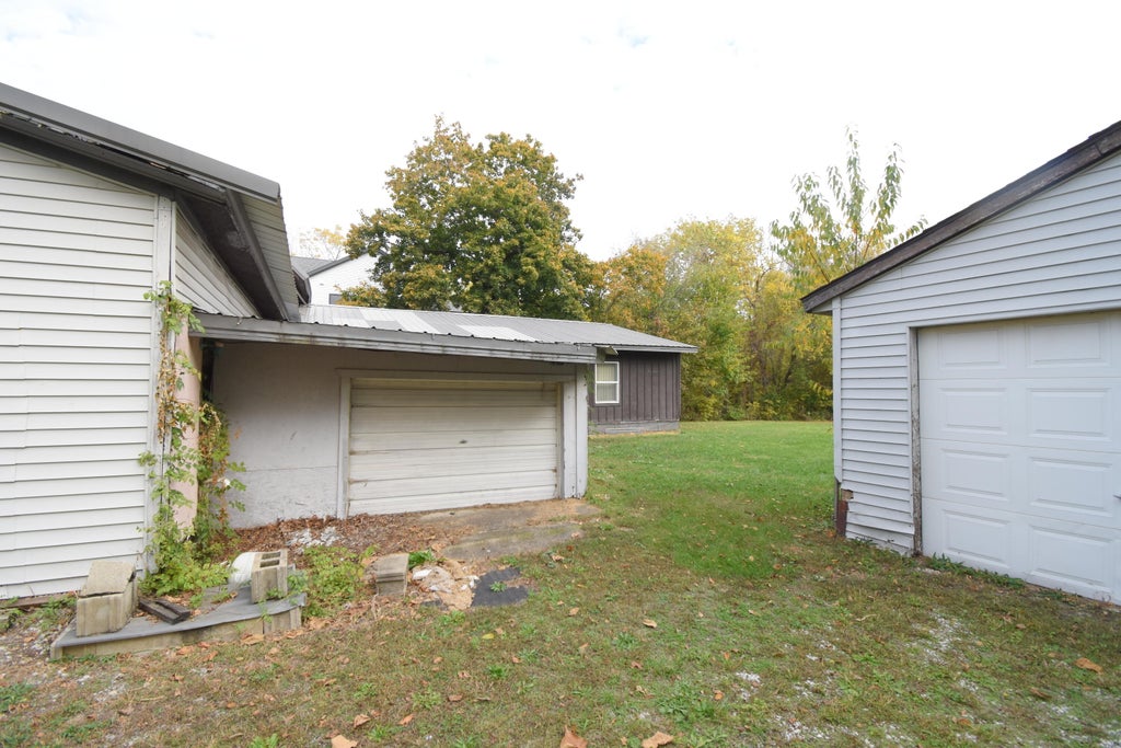 Photo of 407 N Illinois Street, Remington, IN 47977 (MLS # 847490)