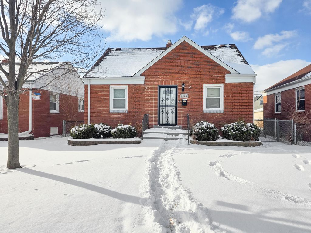 Photo of 1472 Atlas St. Atlas St, Hammond, IN 46320 (MLS # 833482)